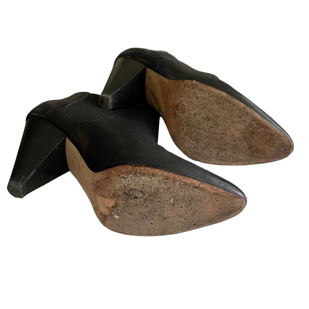JOIE Gabija Cone Heel Black Leather Chelsea ankle booties Boots. Size 6.5